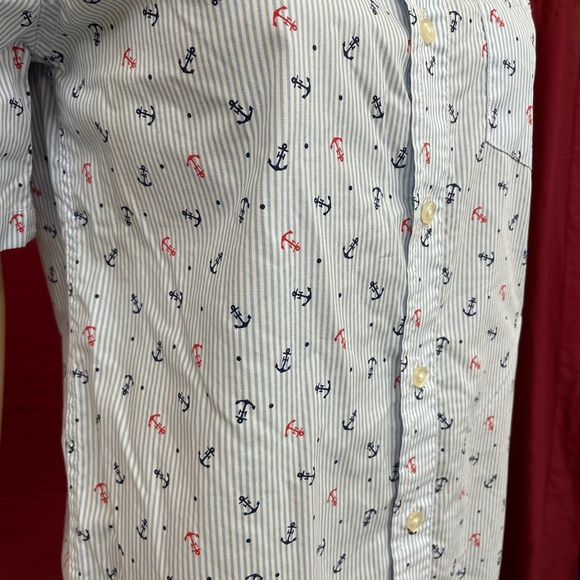 Tommy Hilfiger Nautical anchor button down top boys size large 16/18 - Picture 4 of 5